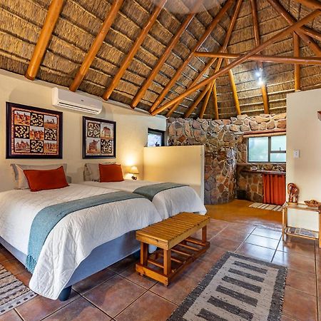 Iketla Lodge Ohrigstad ภายนอก รูปภาพ