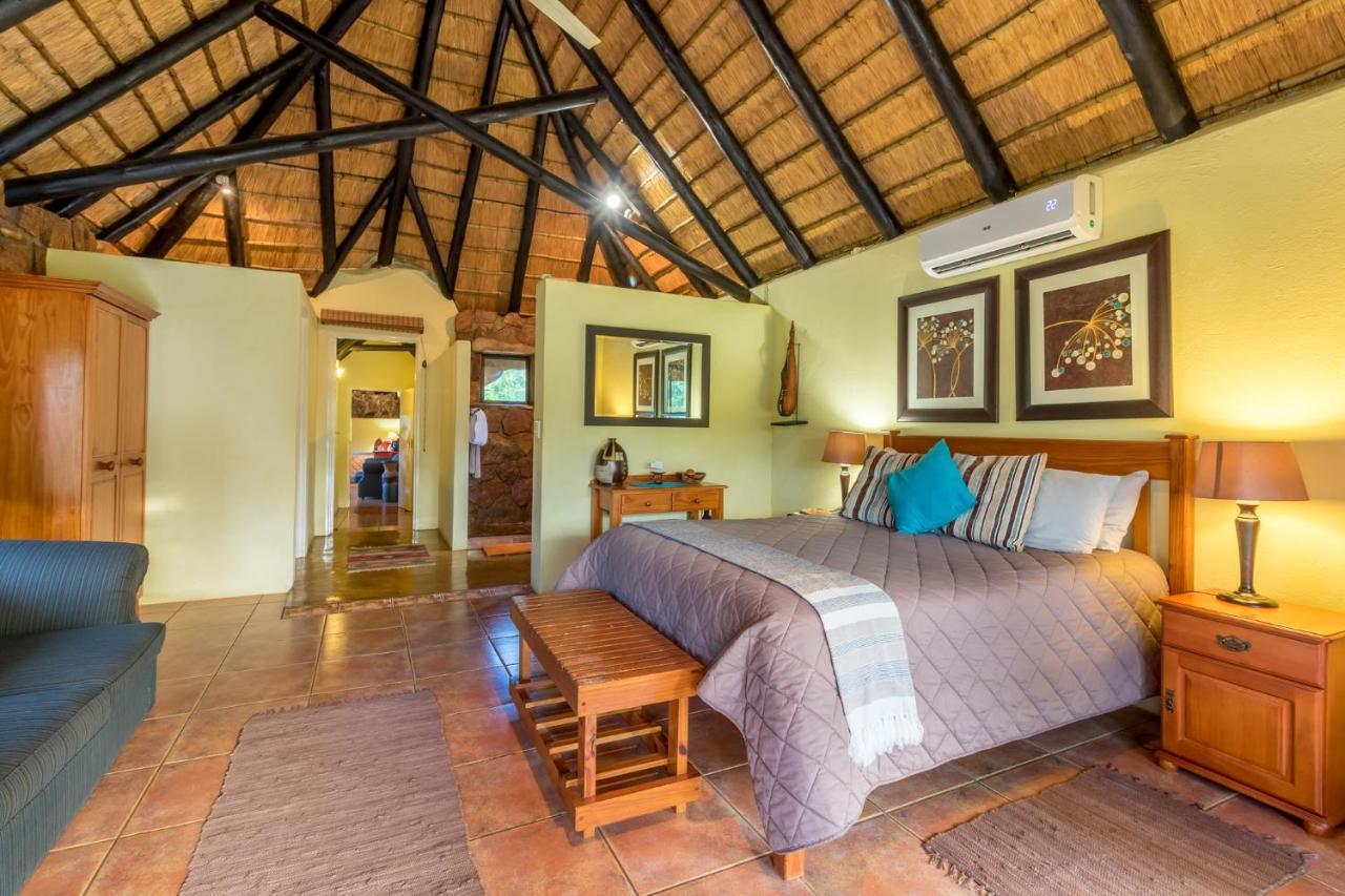 Iketla Lodge Ohrigstad ภายนอก รูปภาพ